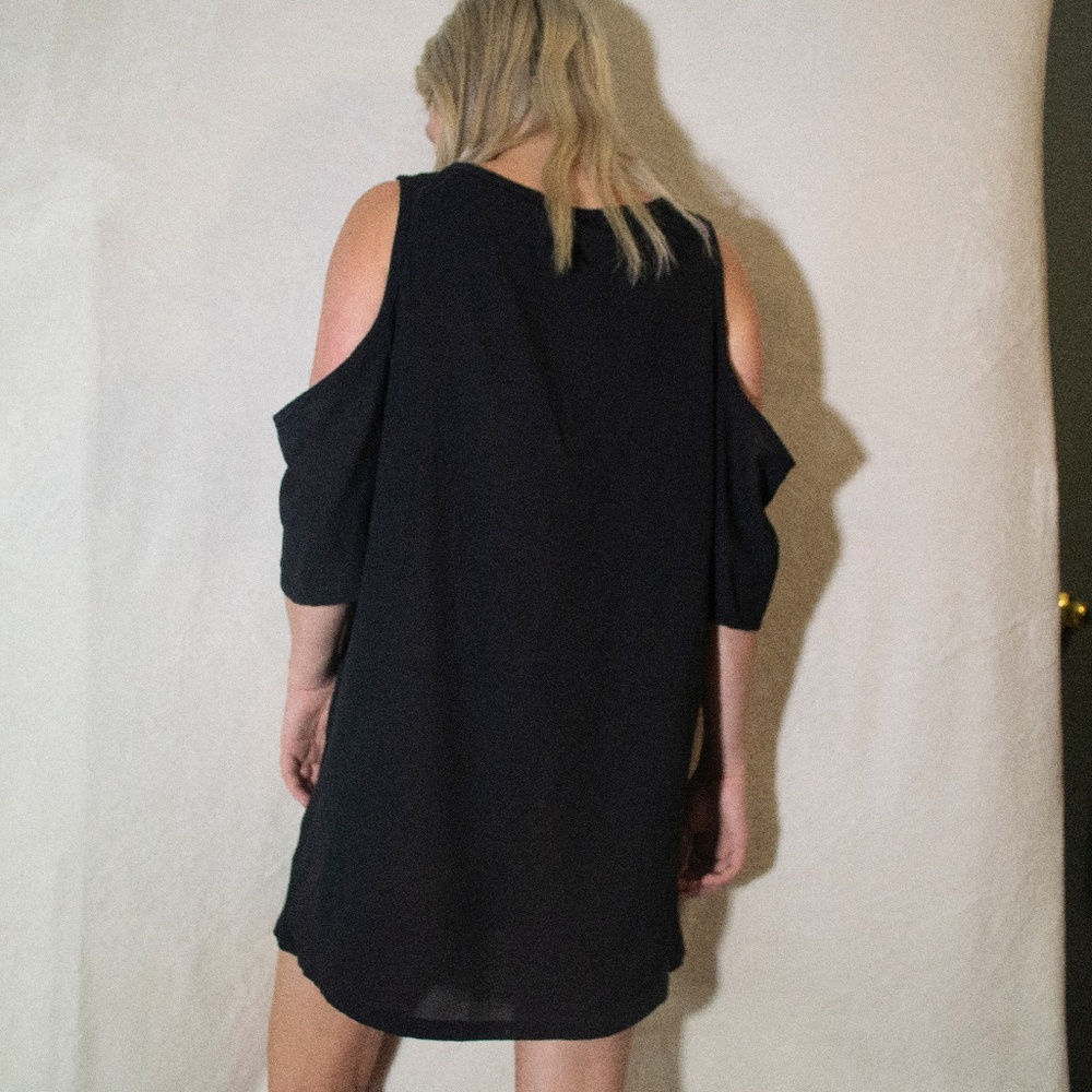 LITTLE BLACK DRESS - Picture 6 of 6